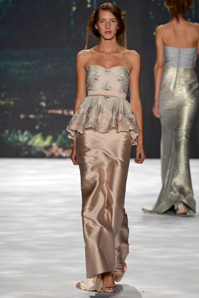 Badgley Mischka 2013(chng)DƬ