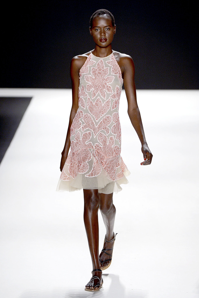 Naeem Khan 2013DƬ