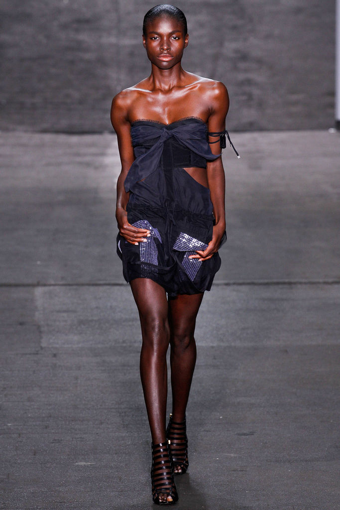 Edun 2013(chng)DƬ