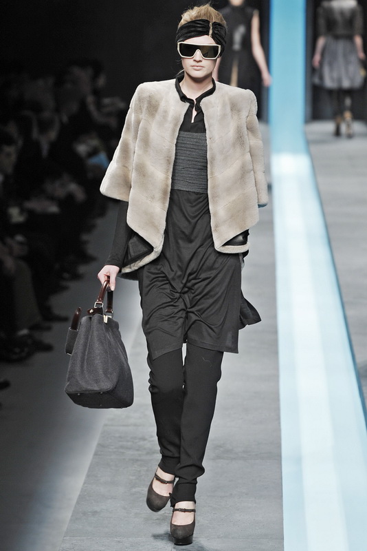 Fendi 09ﶬDƬ